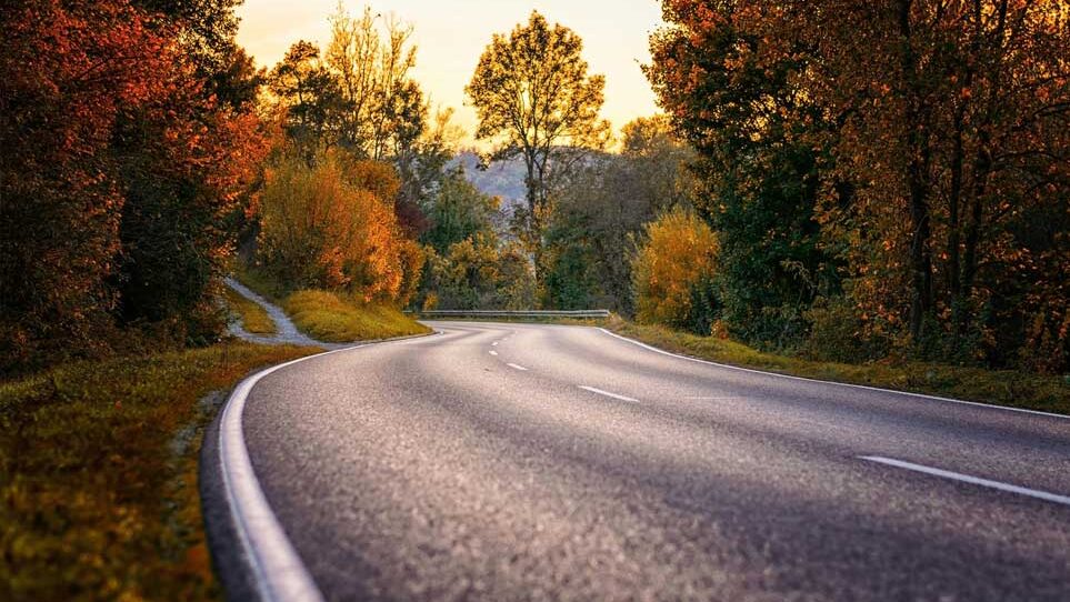 Autumn road